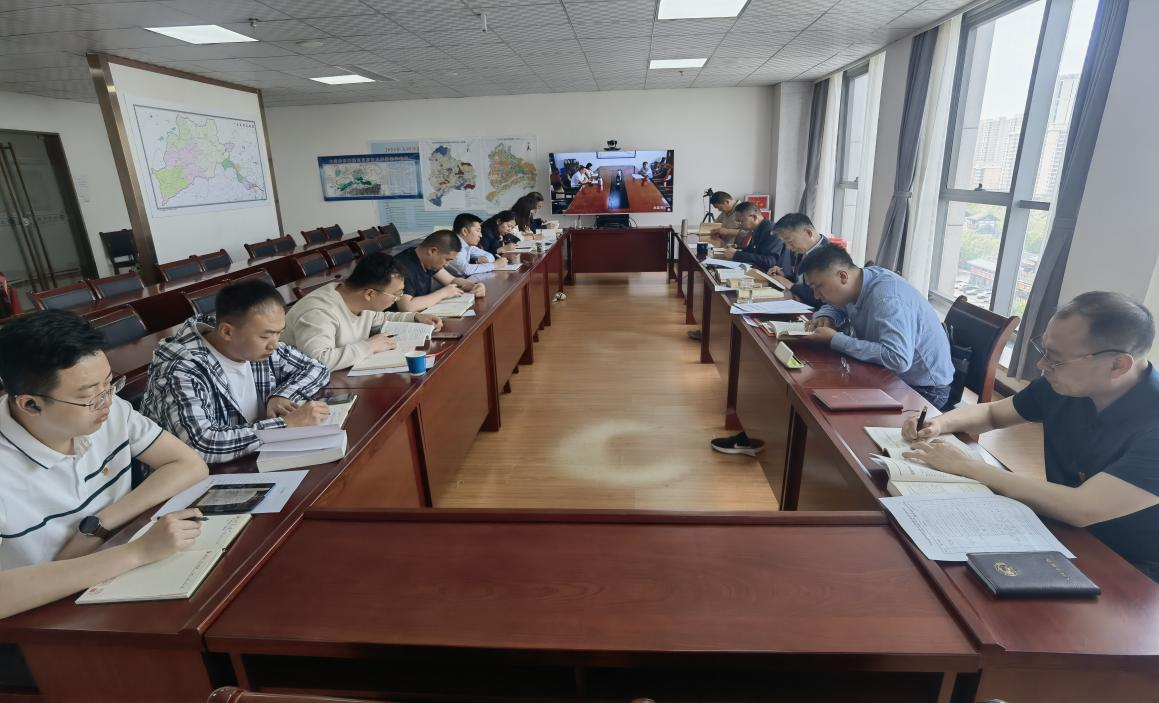 深刻感悟思想偉力 踔厲奮發勇毅前行——大同地區聯合黨支部開展5月份集中理論學習 深刻感悟思想偉力 踔厲奮發勇毅前行——大同地區聯合黨支部開展5月份集中理論學習